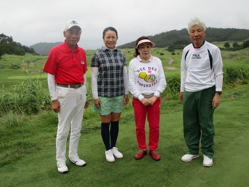 左が田中さん、右が筆者の武藤一彦